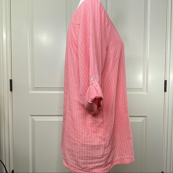 David Jones Pink & white print V neck top - Picture 9 of 13